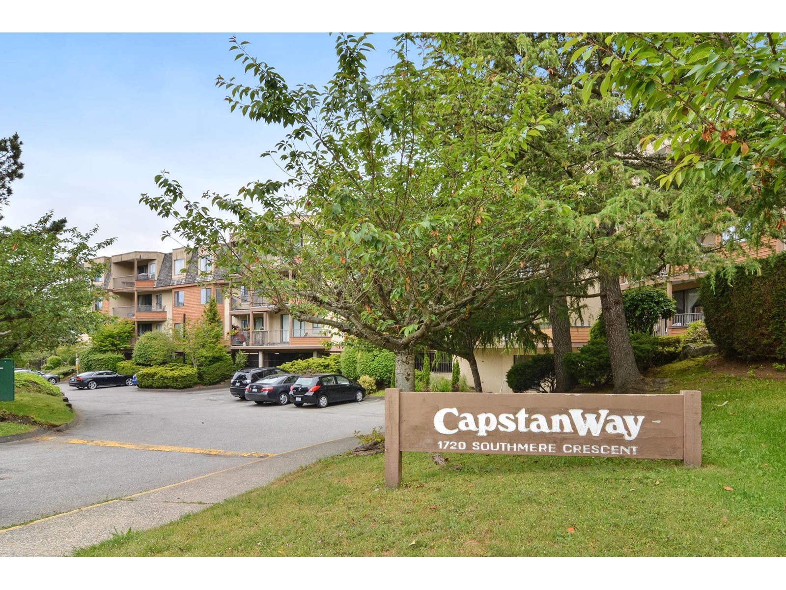 106 1720 Southmere Crescent