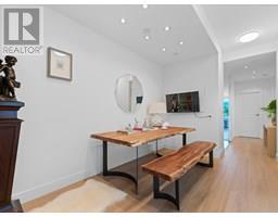 L 302 1550 Coal Harbour Quay, Image 2