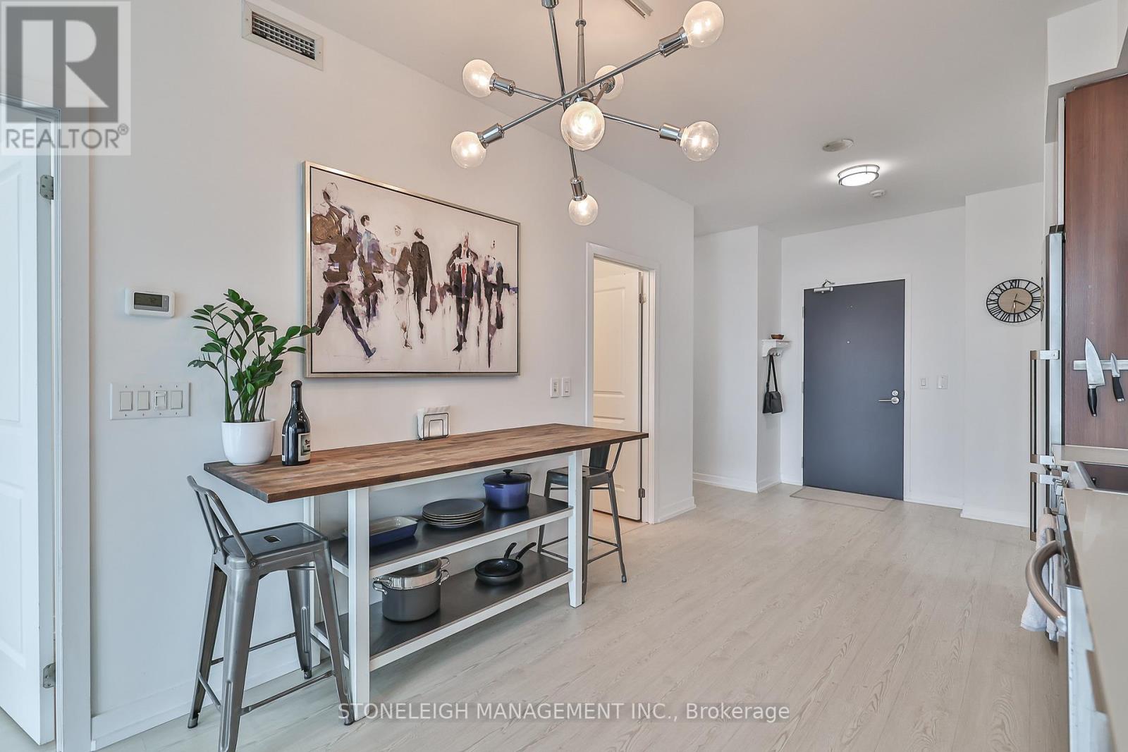 1306 105 George Street