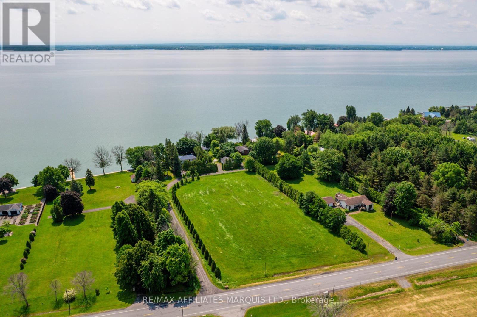 Lot 183rd Avenue