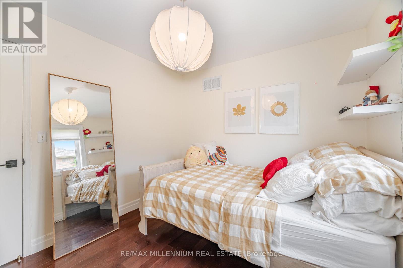 7368 Davemark Court
