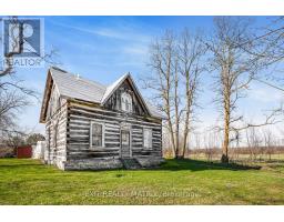 Living room - 19209 Kenyon Concession 7 Road, North Glengarry, ON K0C1J0 Photo 2