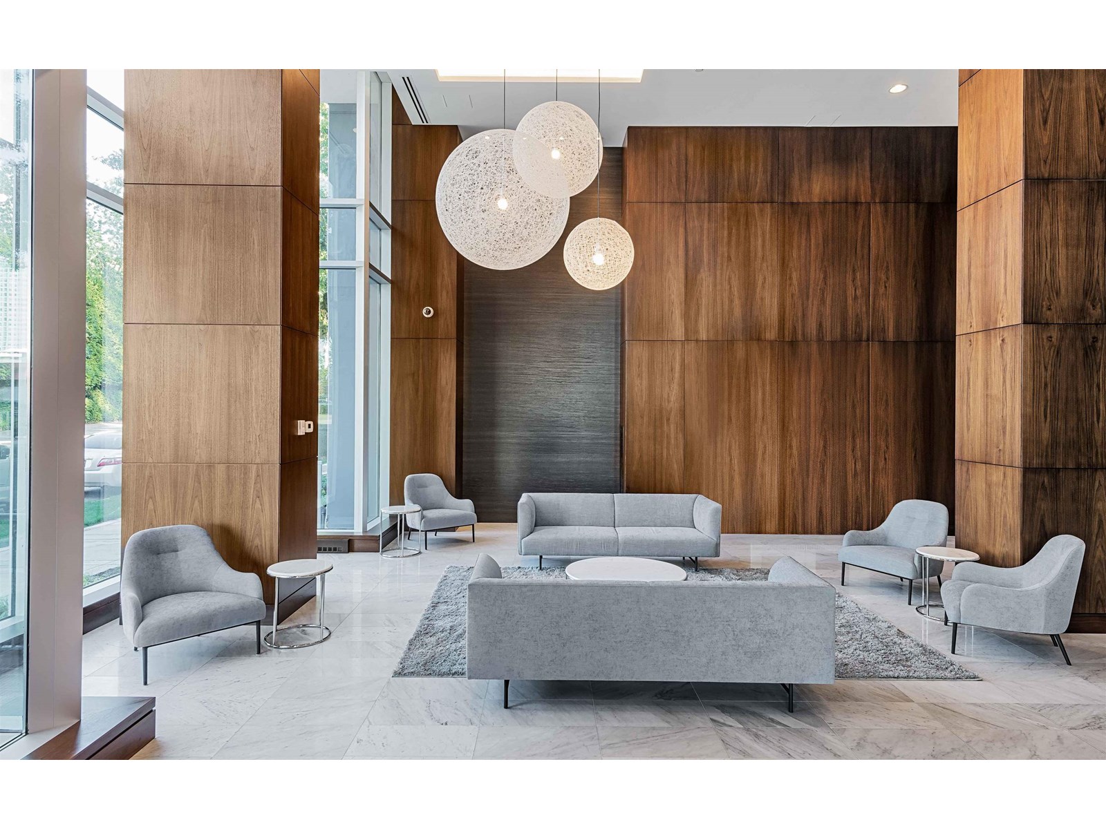 3805 13696 100 Avenue
