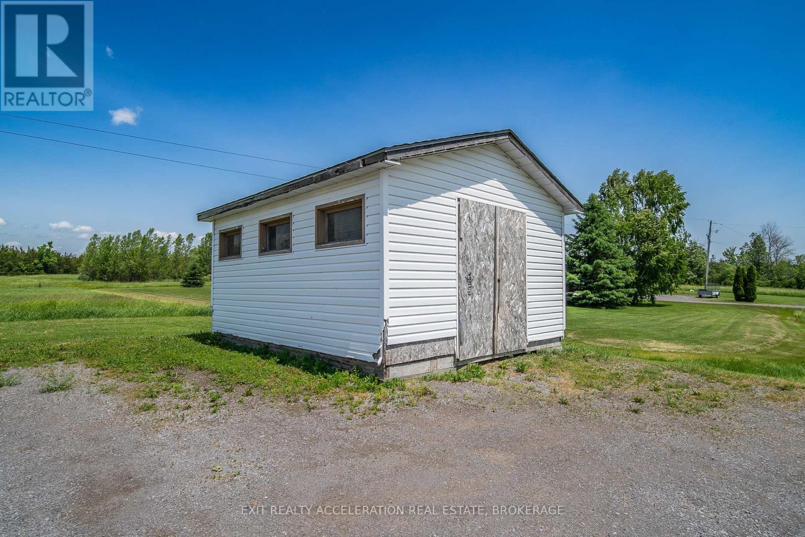 1633 Lazier Road