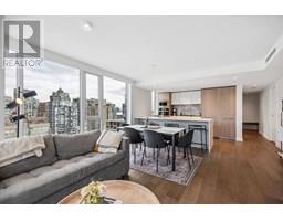 2002 1111 Richards Street, Image 3