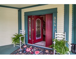 Great room - 864 Hot Springs Road Harrison Hot Springs, Harrison Hot Springs, BC V0M1K0 Photo 5