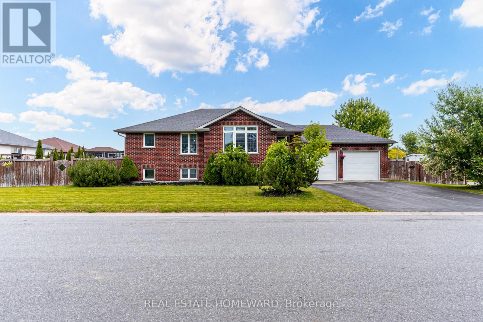2 Freedom Crescent