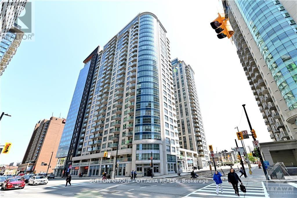 706 242 Rideau Street