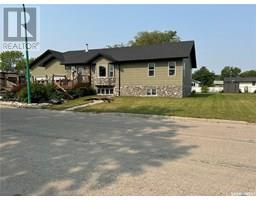 Living room - 455 4th Street, Carrot River, SK S0E0L0 Photo 3