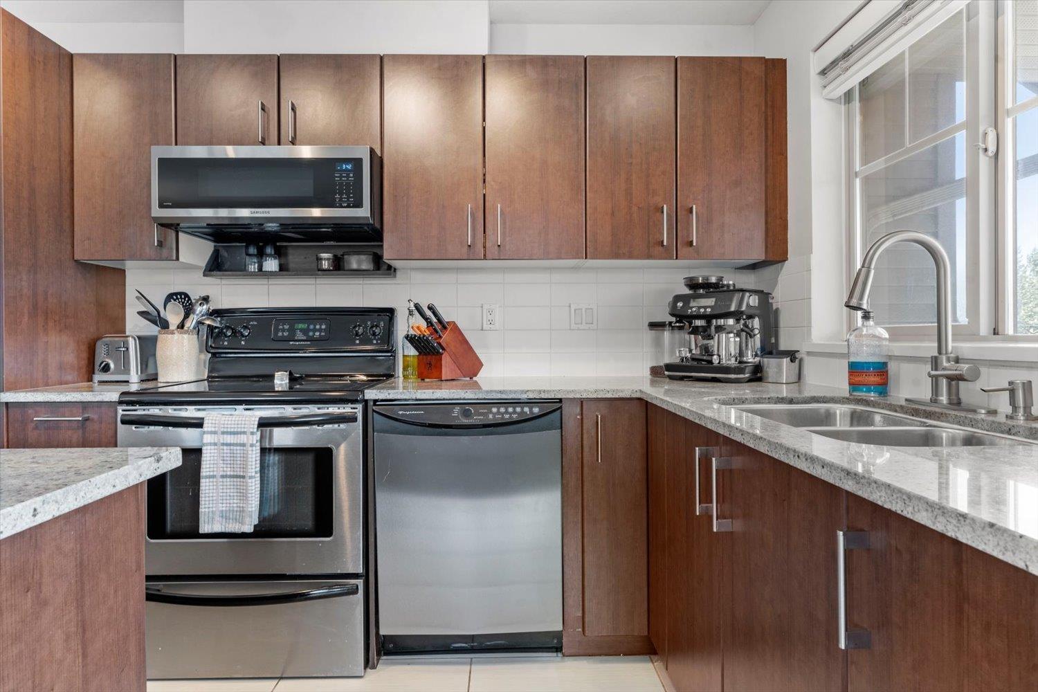 405 45555 Yale Road Chilliwack Proper South