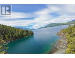 0 Humpback Bay, Sayward, BC V0P1R0 Photo 3