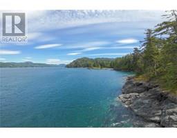0 Humpback Bay, Sayward, BC V0P1R0 Photo 5