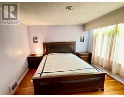 7606 Angus Drive, Image 3