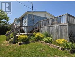 Living room - 4918 Union Road, Miminegash, PE C0B1S0 Photo 2