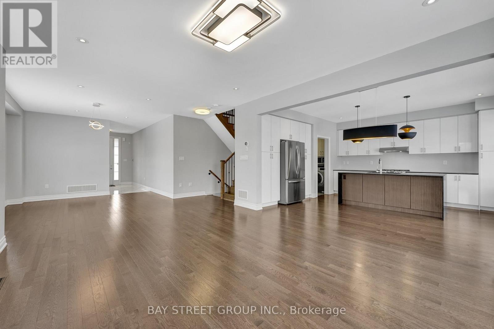 1275 Raspberry Terrace