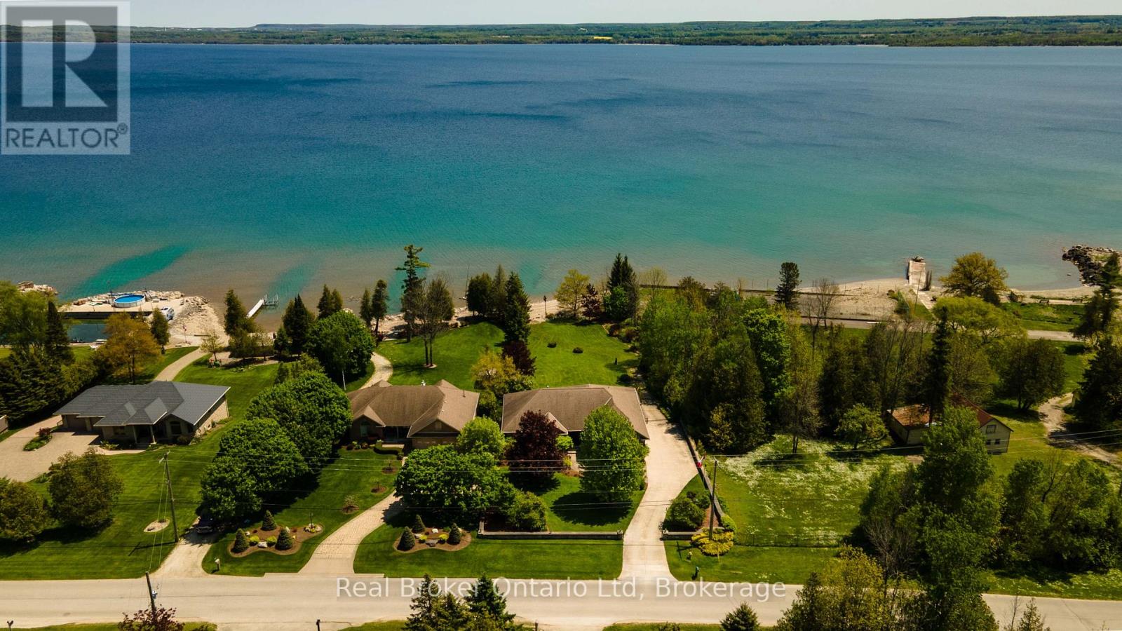 361 Balmy Beach Road