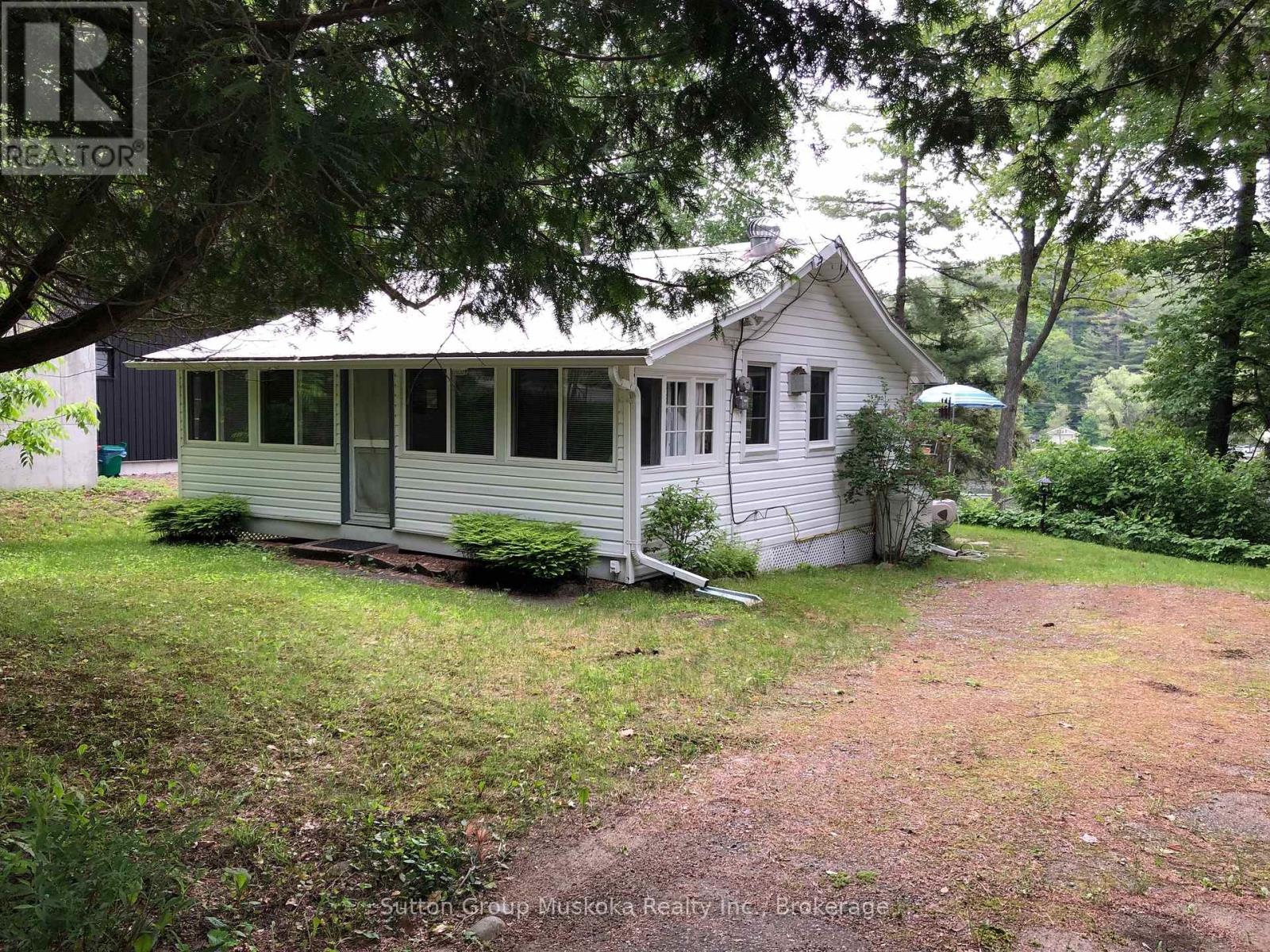 726 Muskoka Rd 10 Road