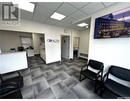 215 Chaplin Street W, Swift Current, SK S9H0E8 Photo 5