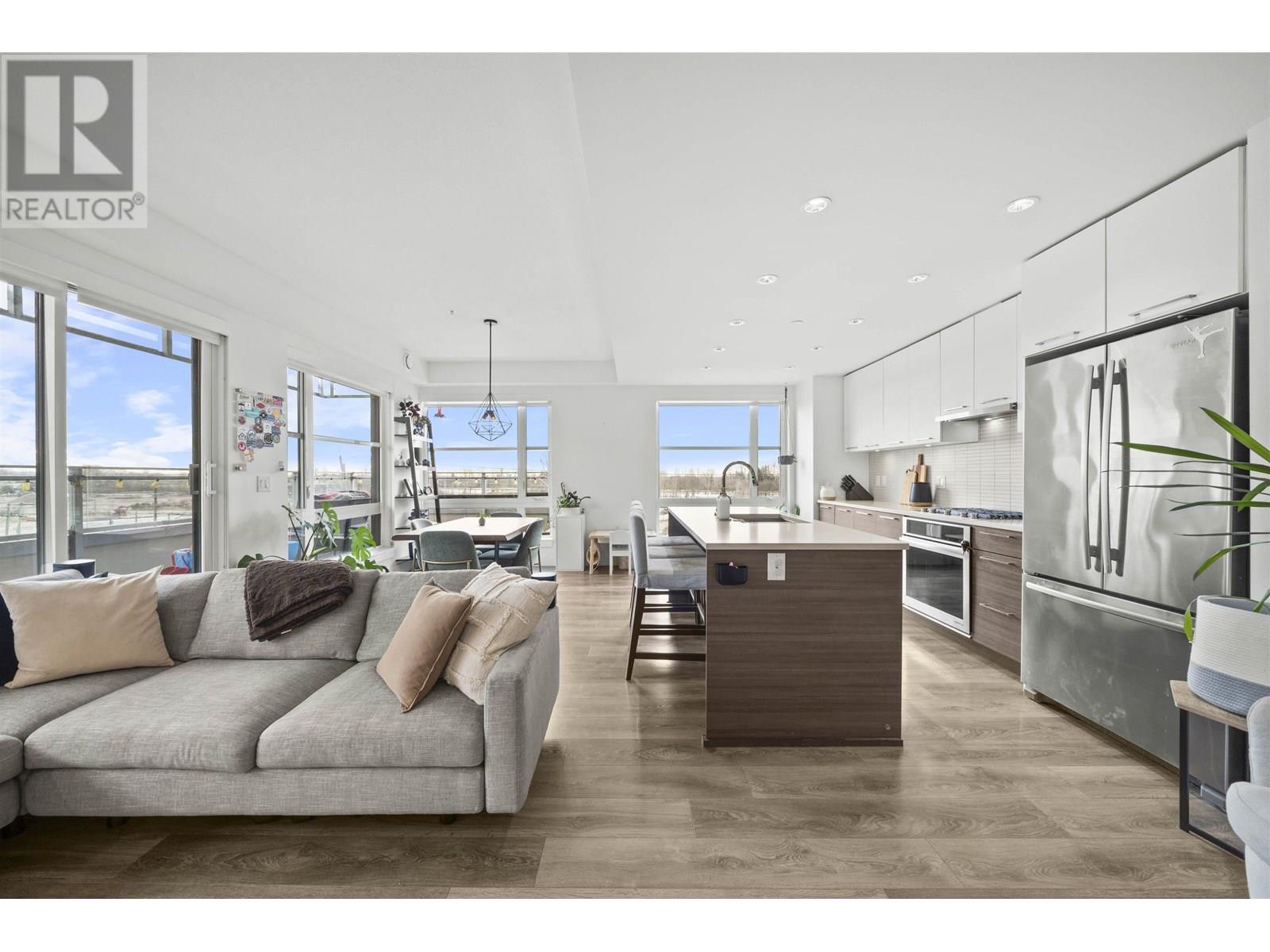 615 3488 Sawmill Crescent
