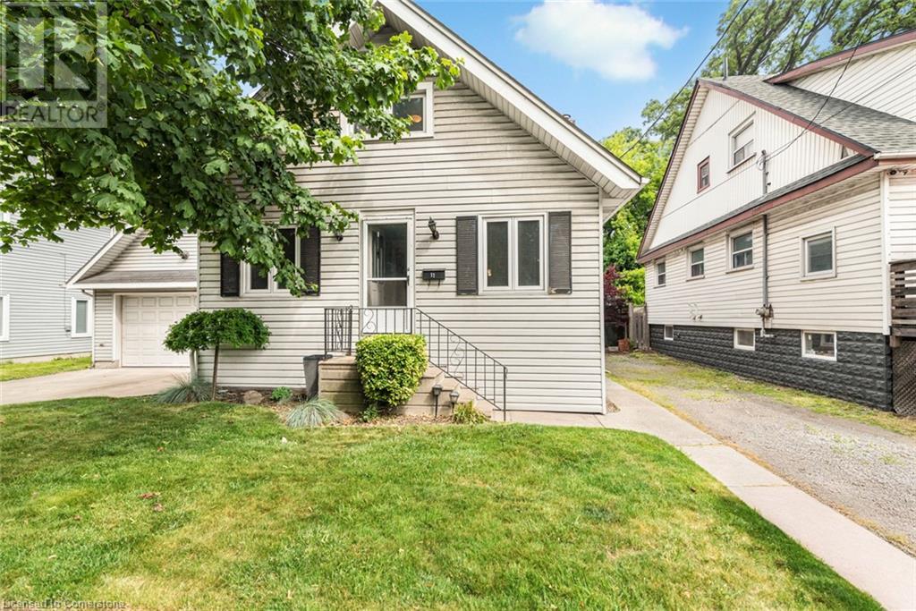 11 Grafton Avenue