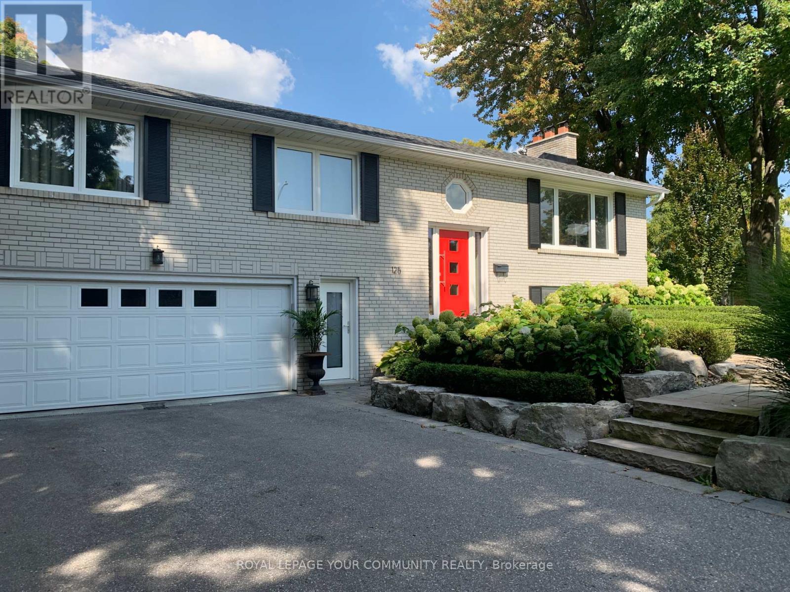125 Laverock Avenue