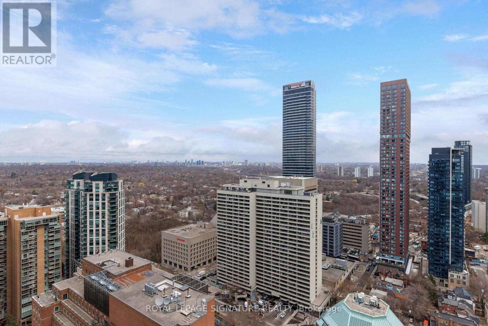 3410 110 Charles Street E