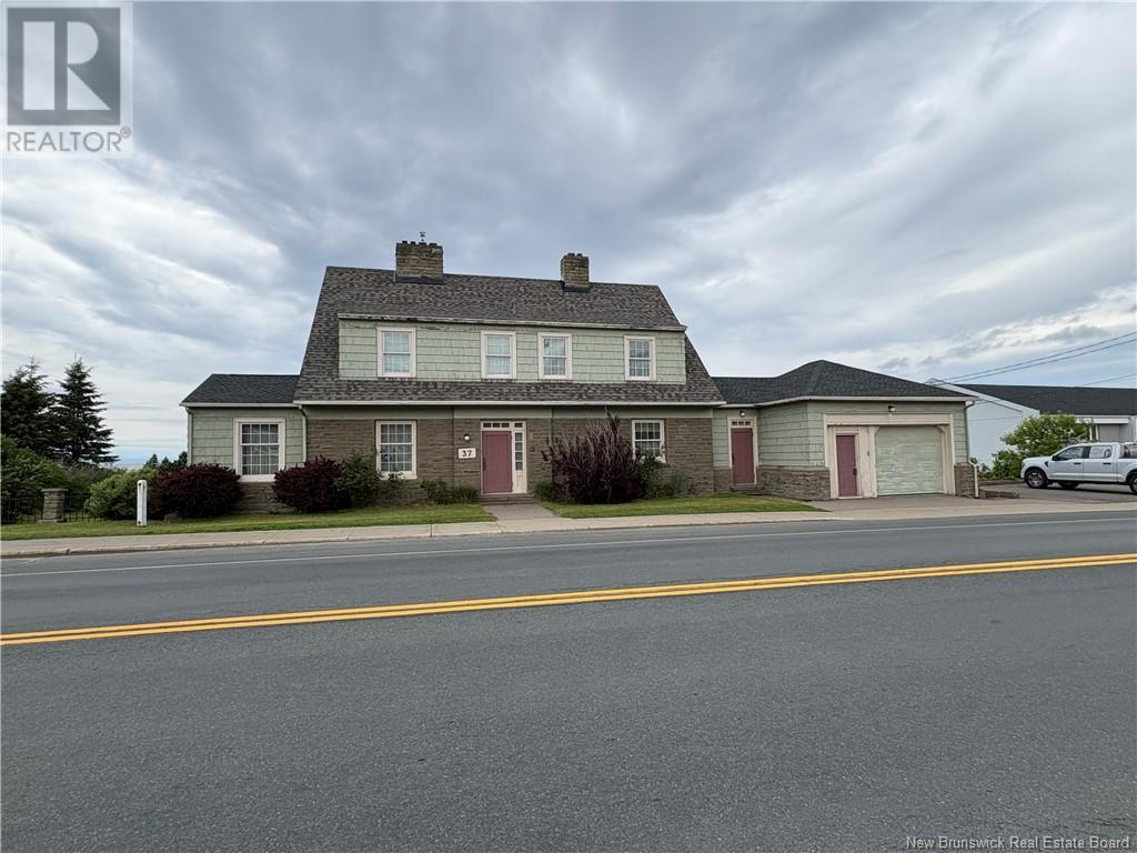 37 St Pierre Boulevard
