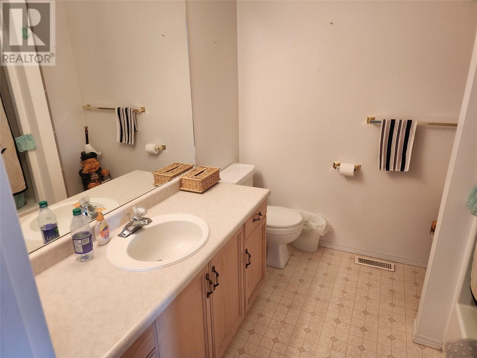 870 10 Street Sw Unit 101