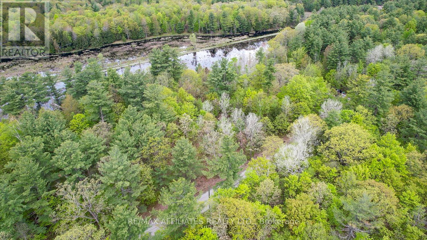 00 Clear Lake Road