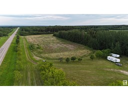 Bedroom 5 - Sw 5 70 20 West Of 4, Calling Lake, AB T9S0A8 Photo 5