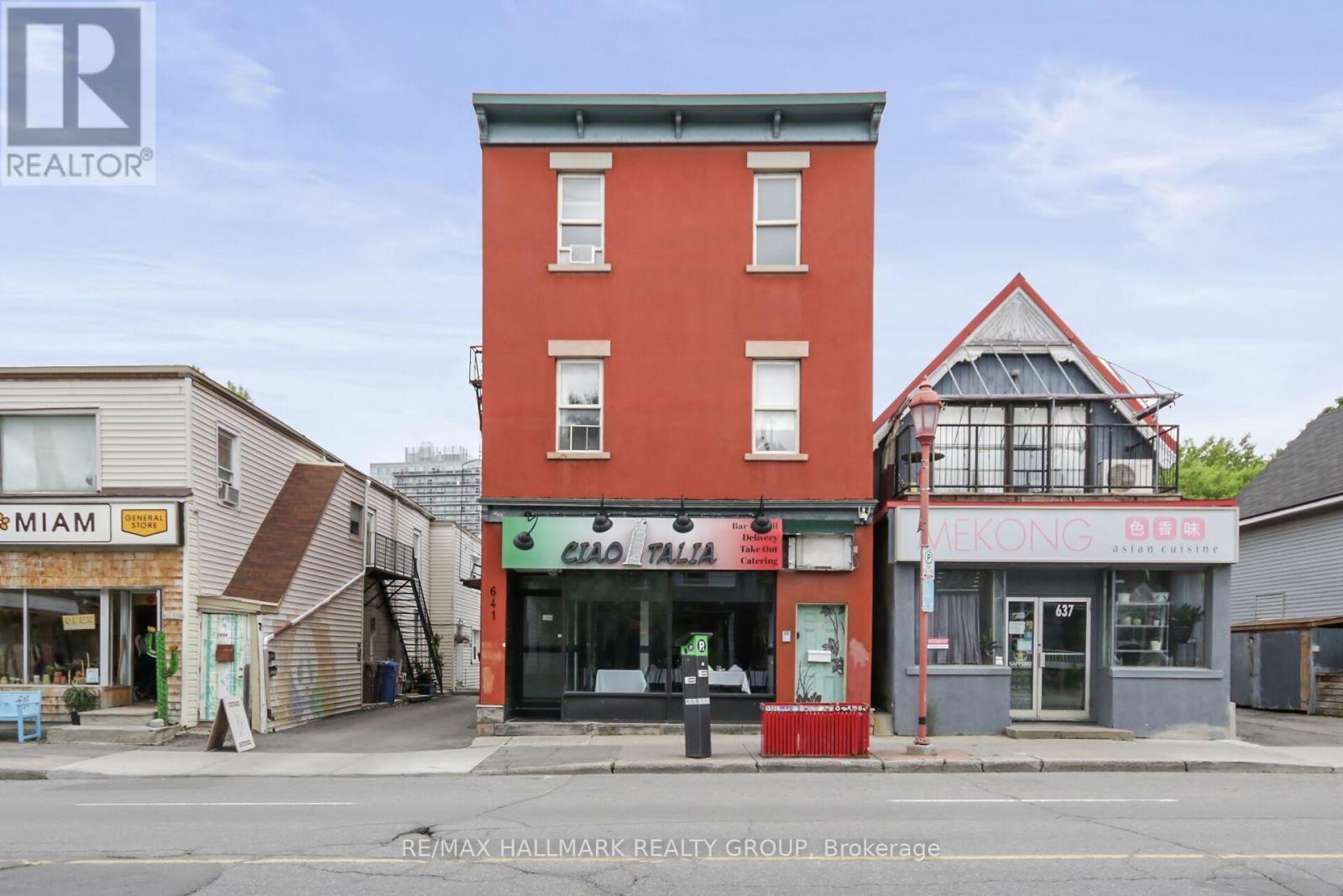 641 Somerset Street W