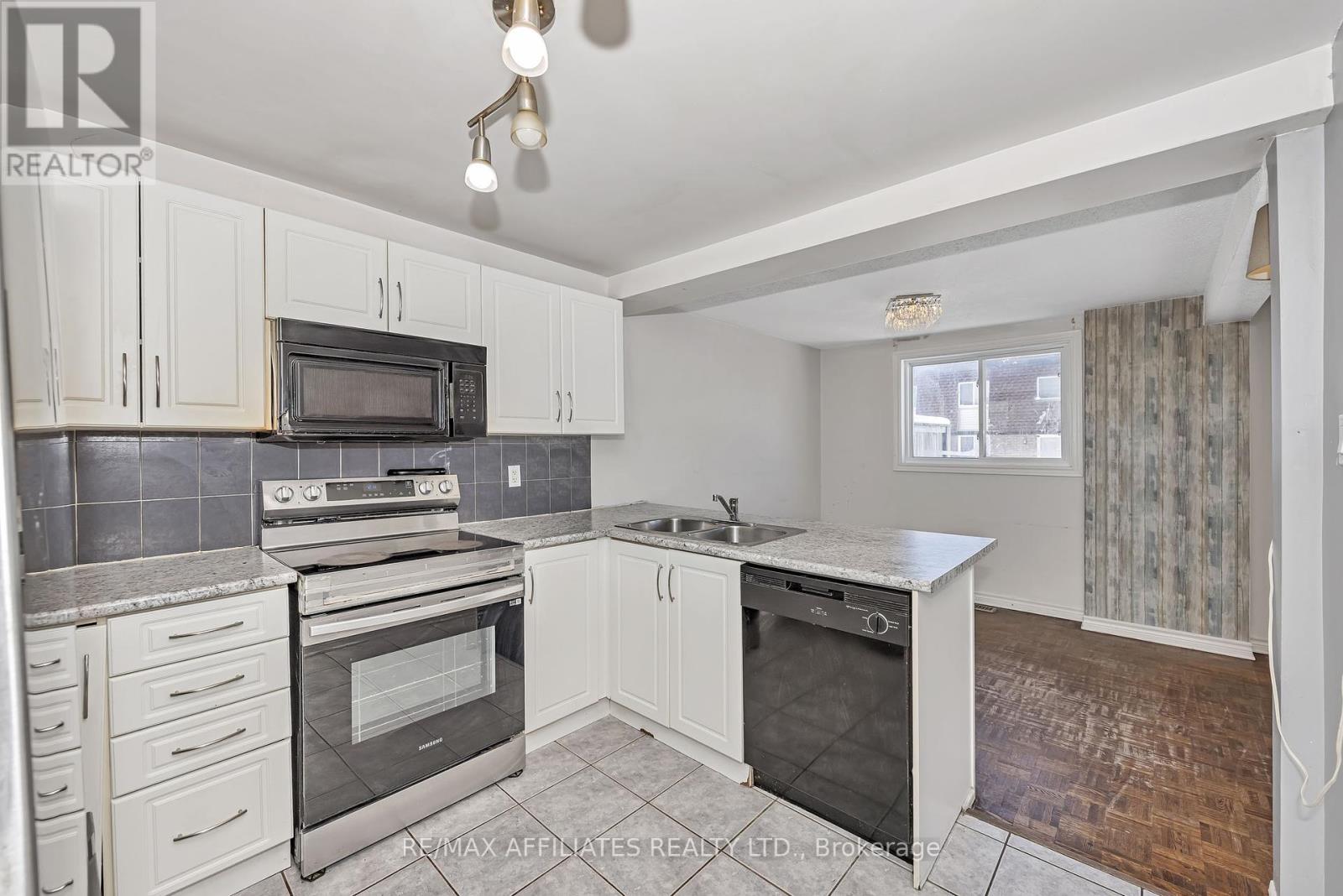67 392 Garden Glen Private