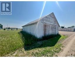 207 Coteau Street, Belle Plaine, SK S0G0G0 Photo 4