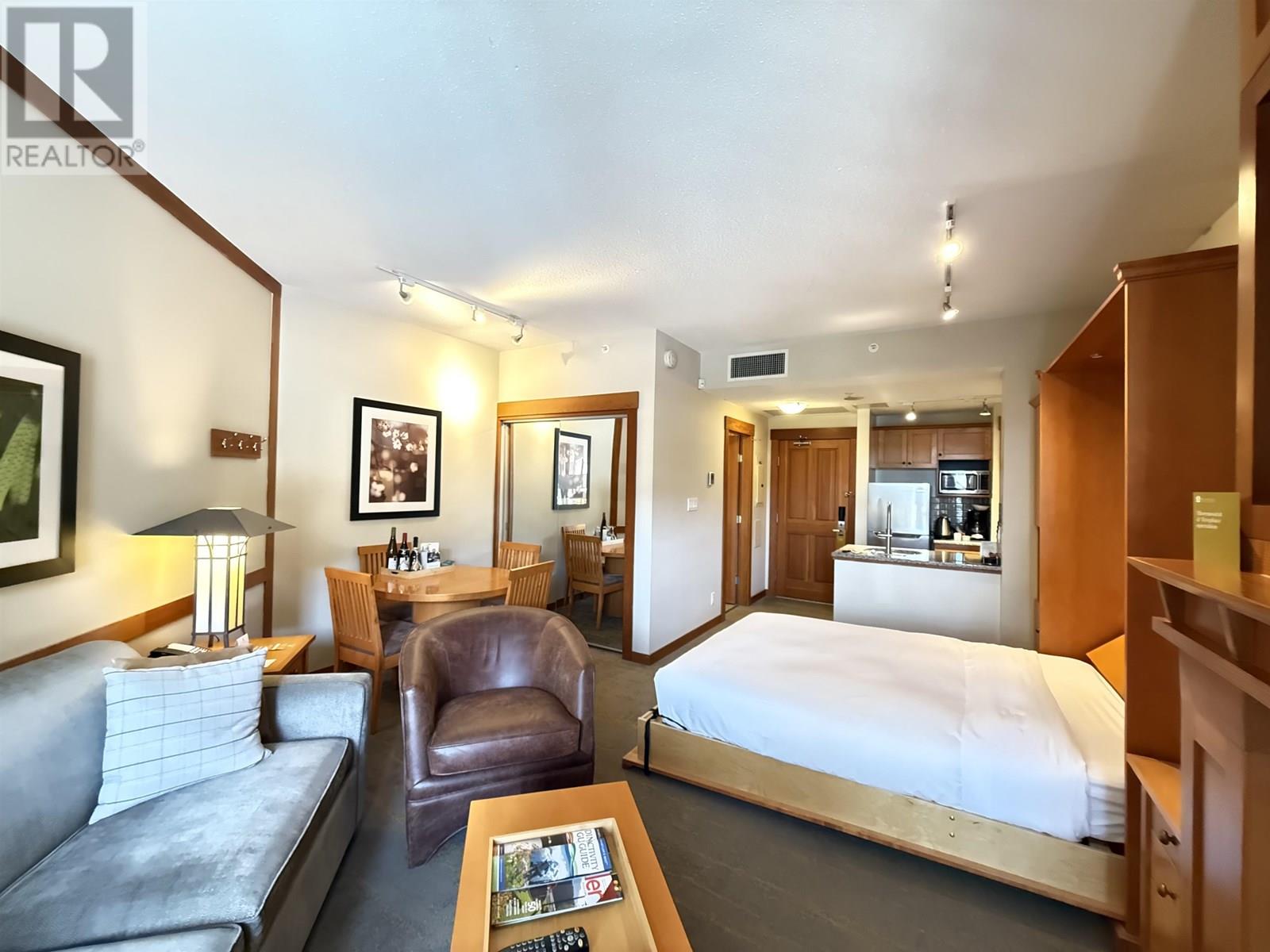 620 4320 Sundial Crescent