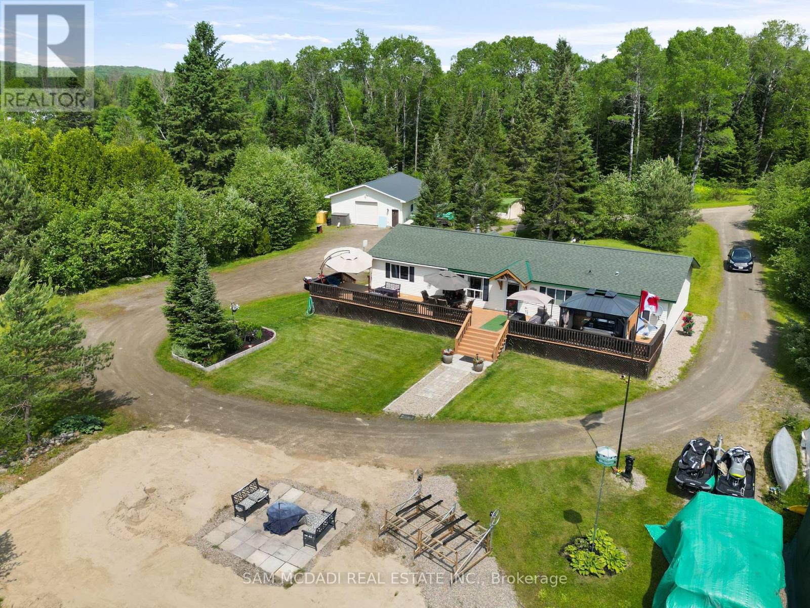 37 Rose Drive