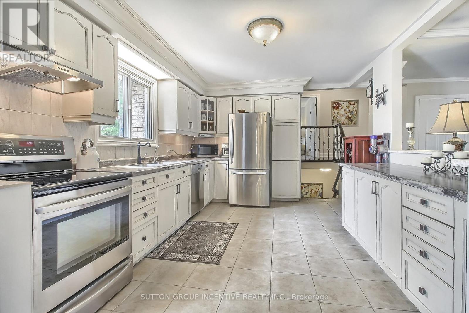 3352 Mason Drive