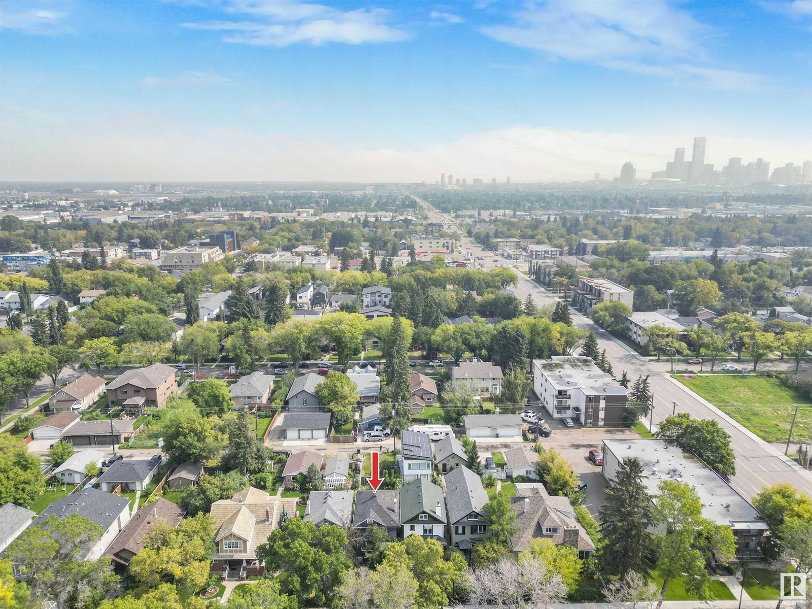 11121 127 St Nw