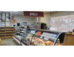 102 Central Avenue E, Linden, AB T0M1J0 Photo 4