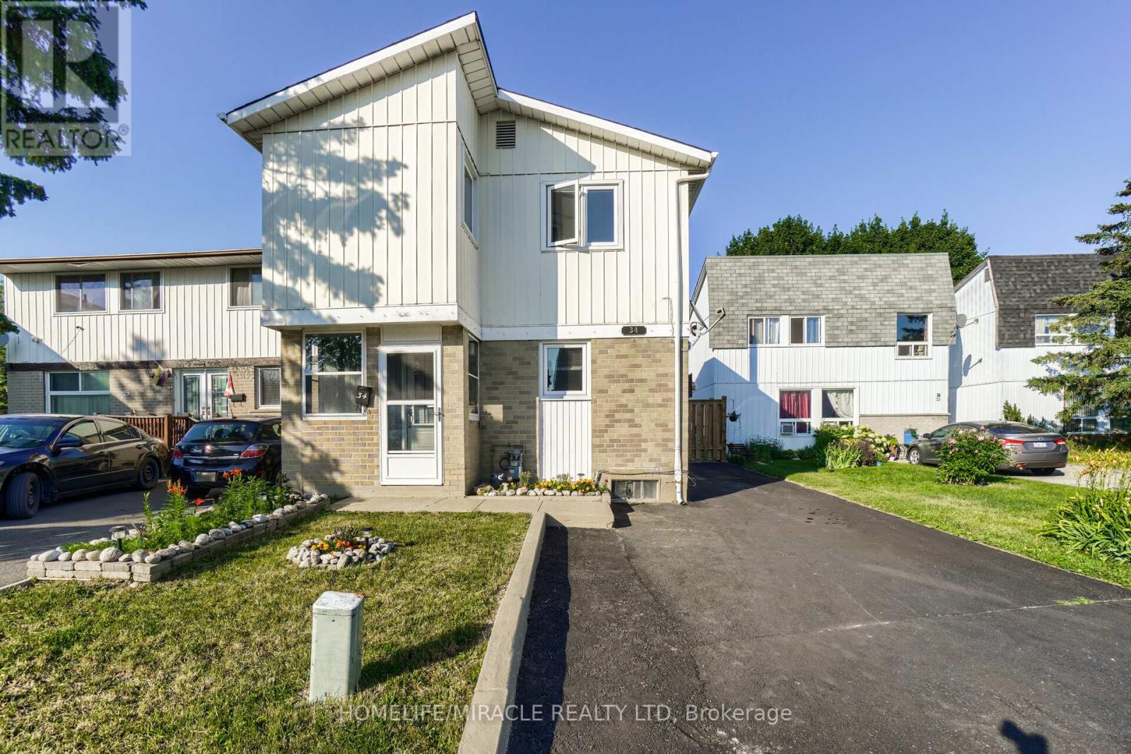 34 Greenbush Crescent