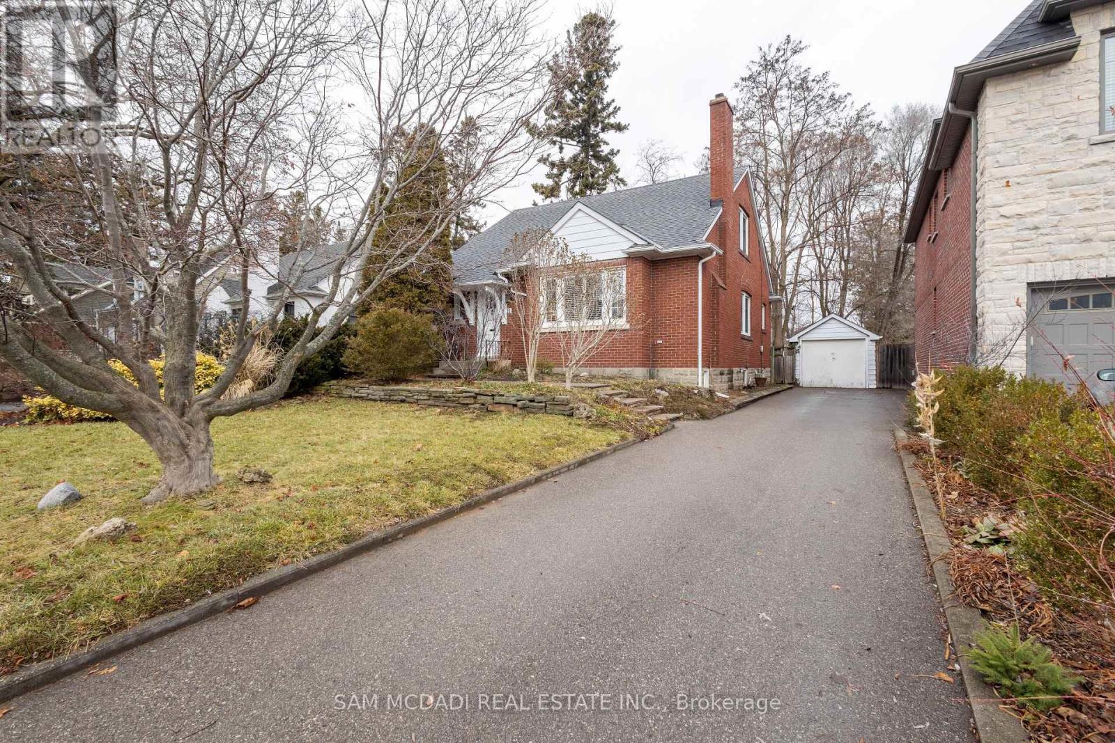 11 Brant Avenue