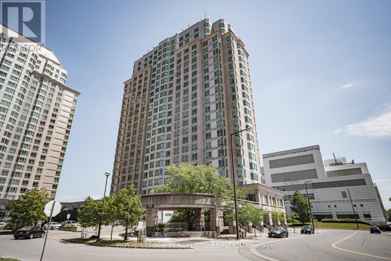 1905 1 Lee Centre Drive