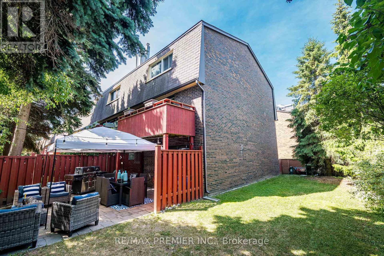 53 Poets Walk Way