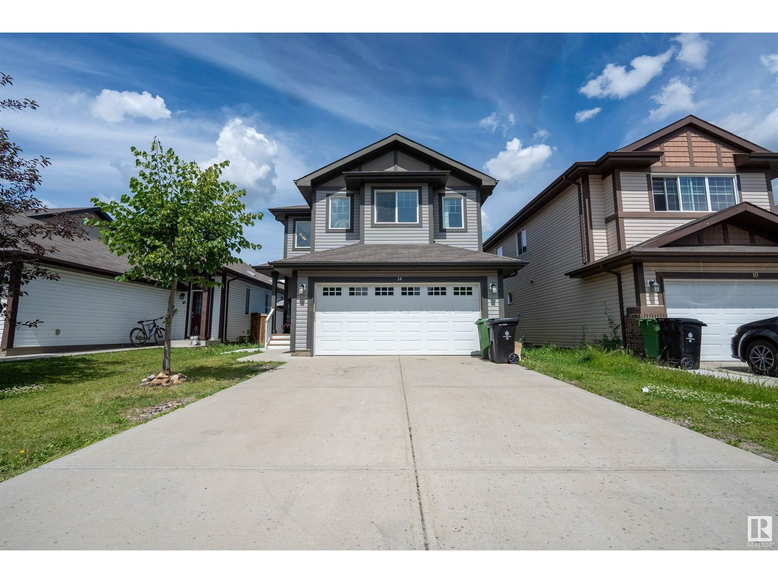 14 Santana Cres