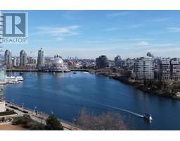907 1288 Marinaside Crescent, Image 2