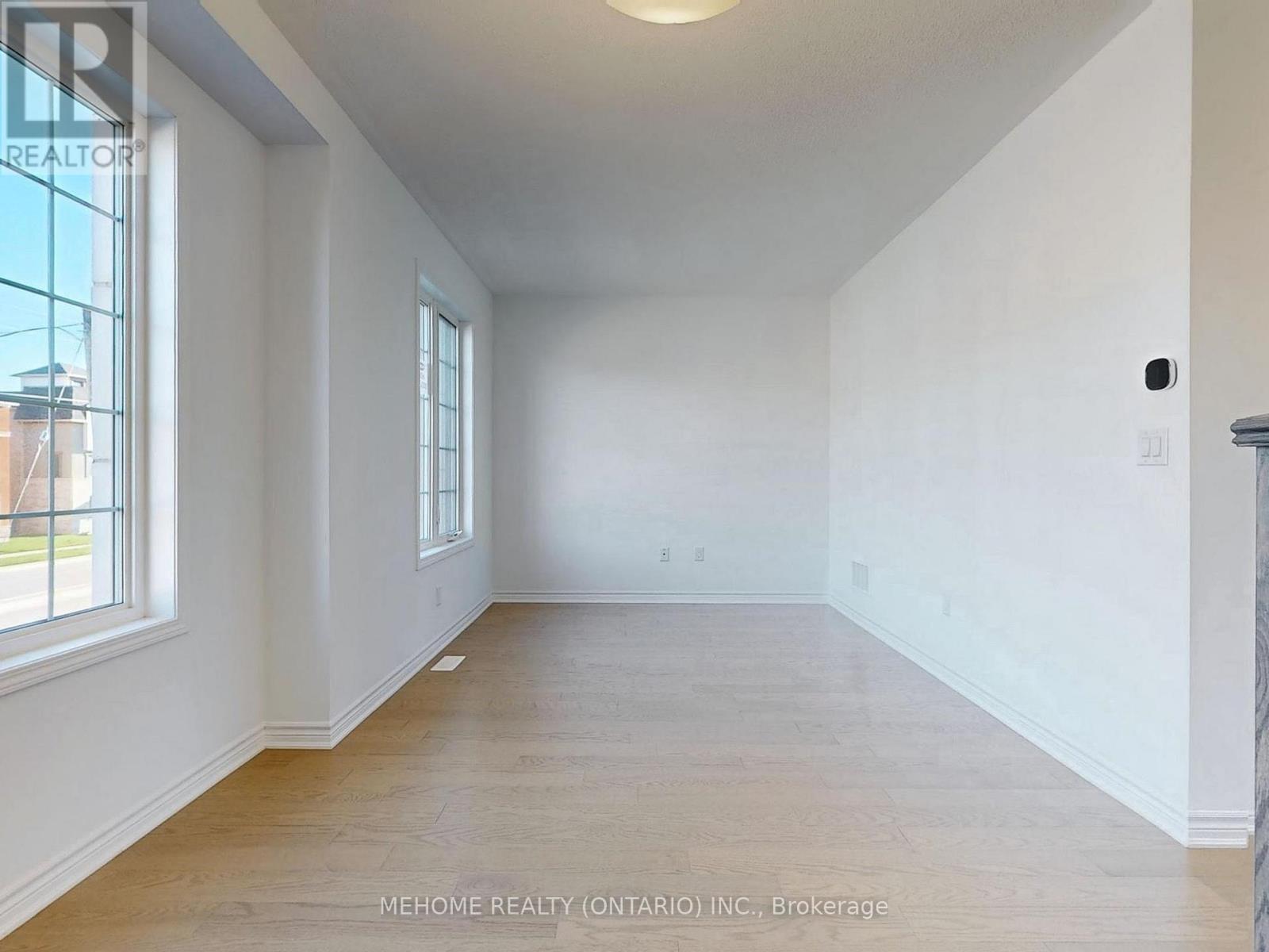 1371 William Halton Parkway