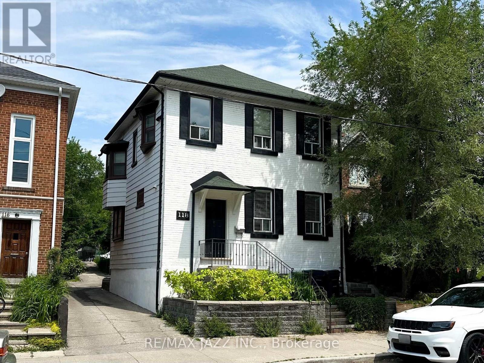 118 Eastwood Road
