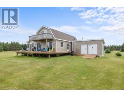 Living room - 40 Wildberries Lane, St Peters Harbour, PE C0A1S0 Photo 2