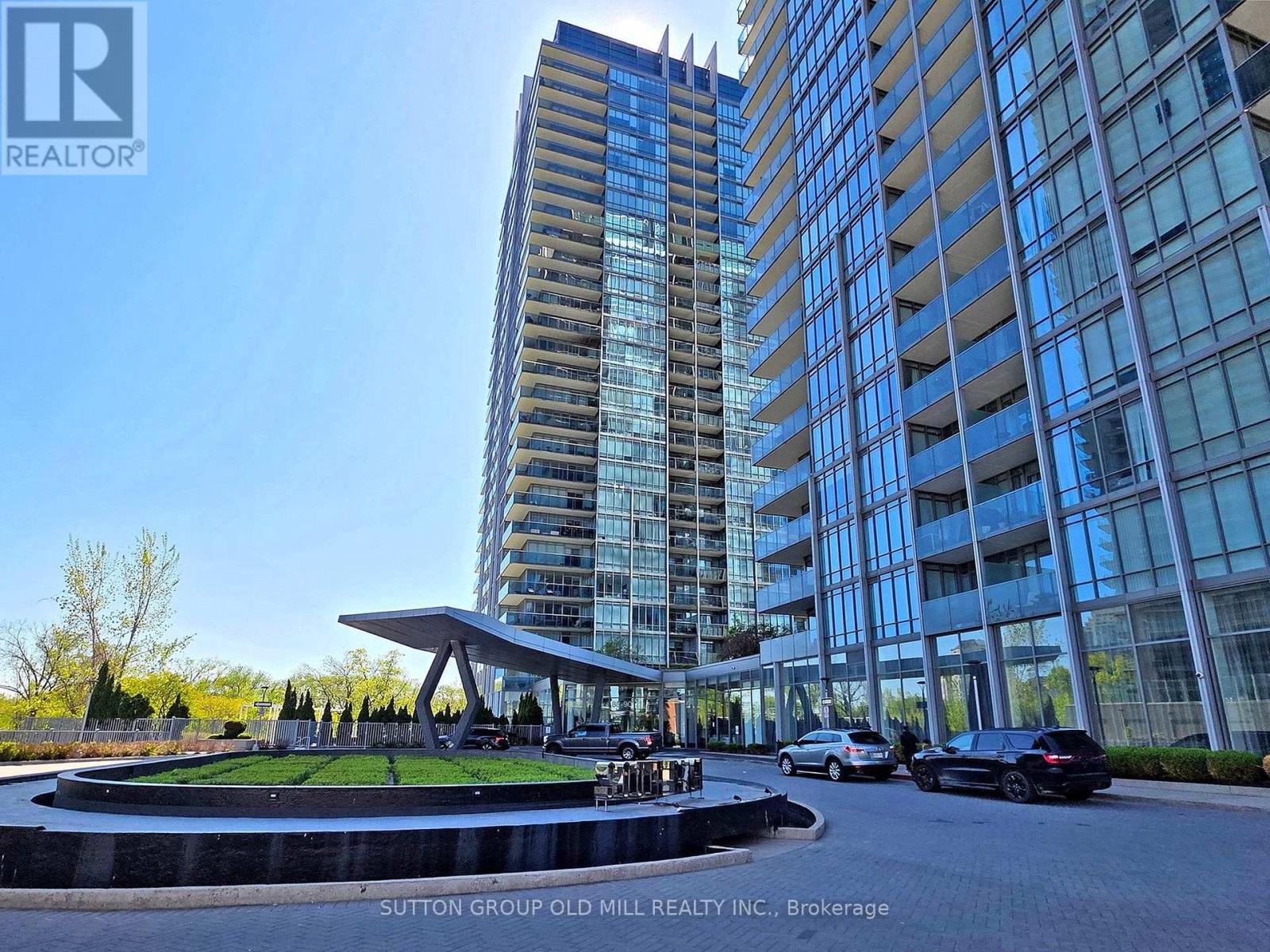 1205 90 Park Lawn Road