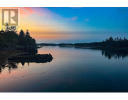 1043 Chemin Tittle Road, Image 3