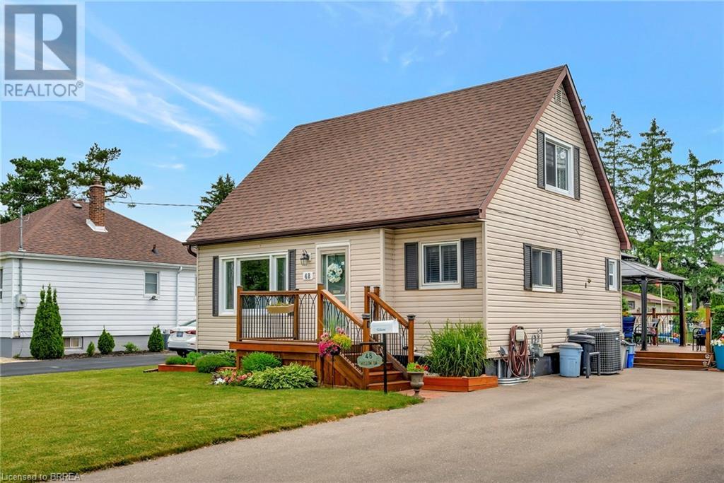 48 Willow Drive